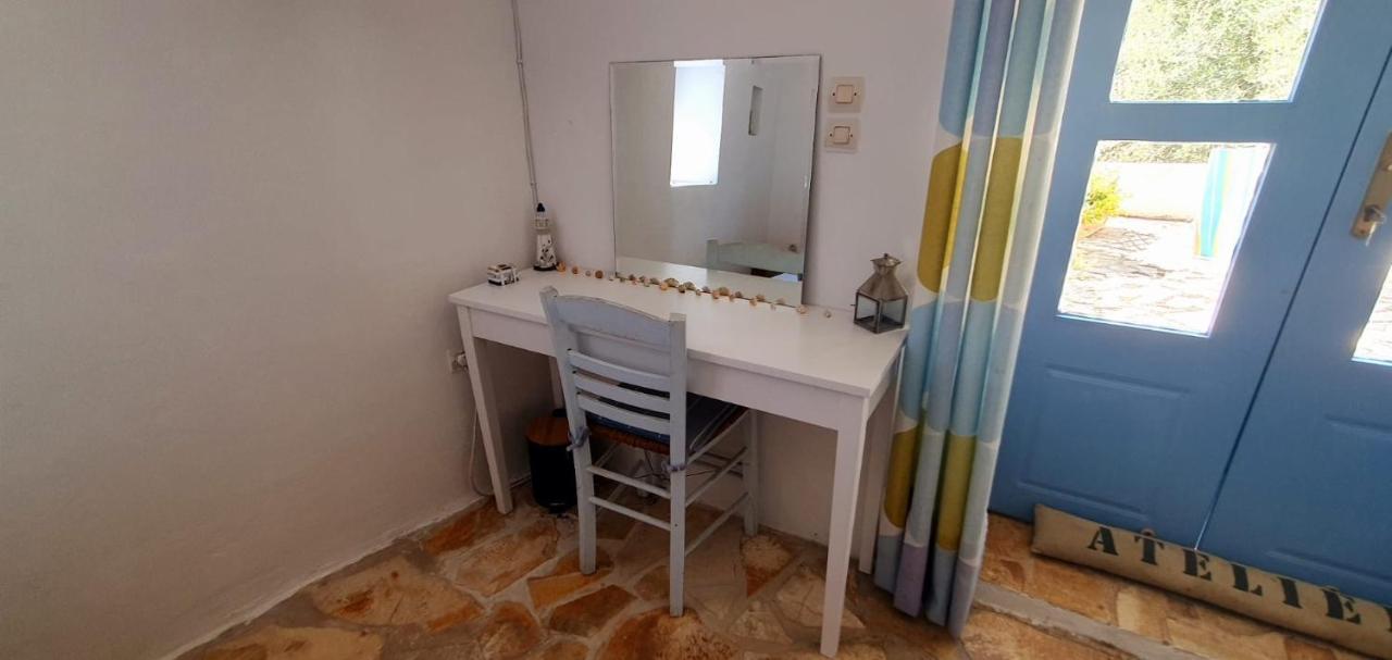 Maison Charme Avec Piscine Privee, Pres De La Mer A Sappounakeika, Tyros Sapounakeika Buitenkant foto