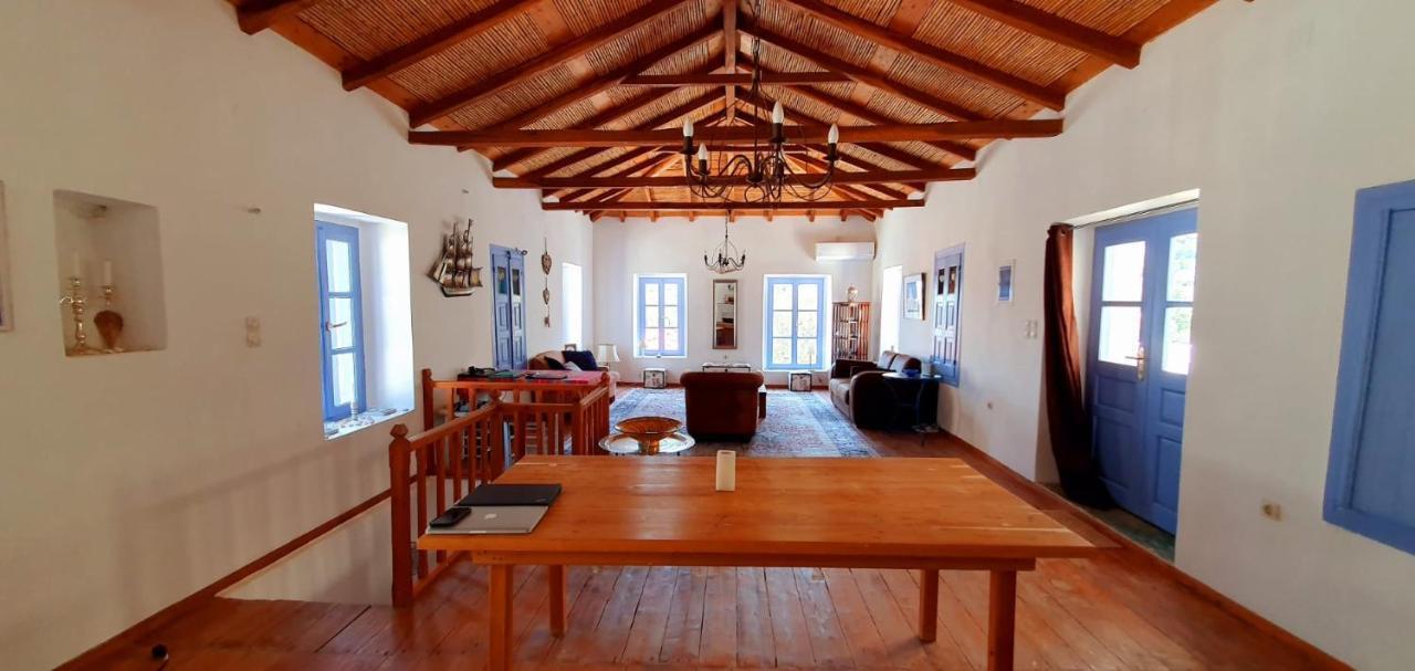 Maison Charme Avec Piscine Privee, Pres De La Mer A Sappounakeika, Tyros Sapounakeika Buitenkant foto