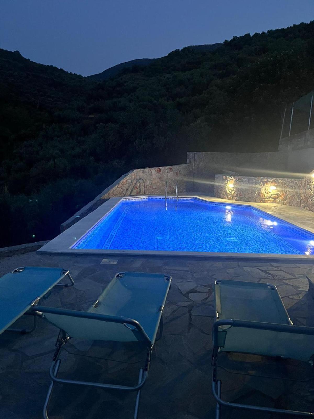 Maison Charme Avec Piscine Privee, Pres De La Mer A Sappounakeika, Tyros Sapounakeika Buitenkant foto